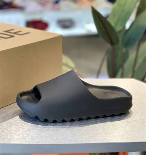 yeezy slides onyx retail price